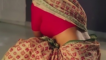 Seductive Indian Housewife In A Steamy Video With Big Cock And Demi-Sutra Lingerie